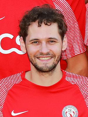 Nicolas G.